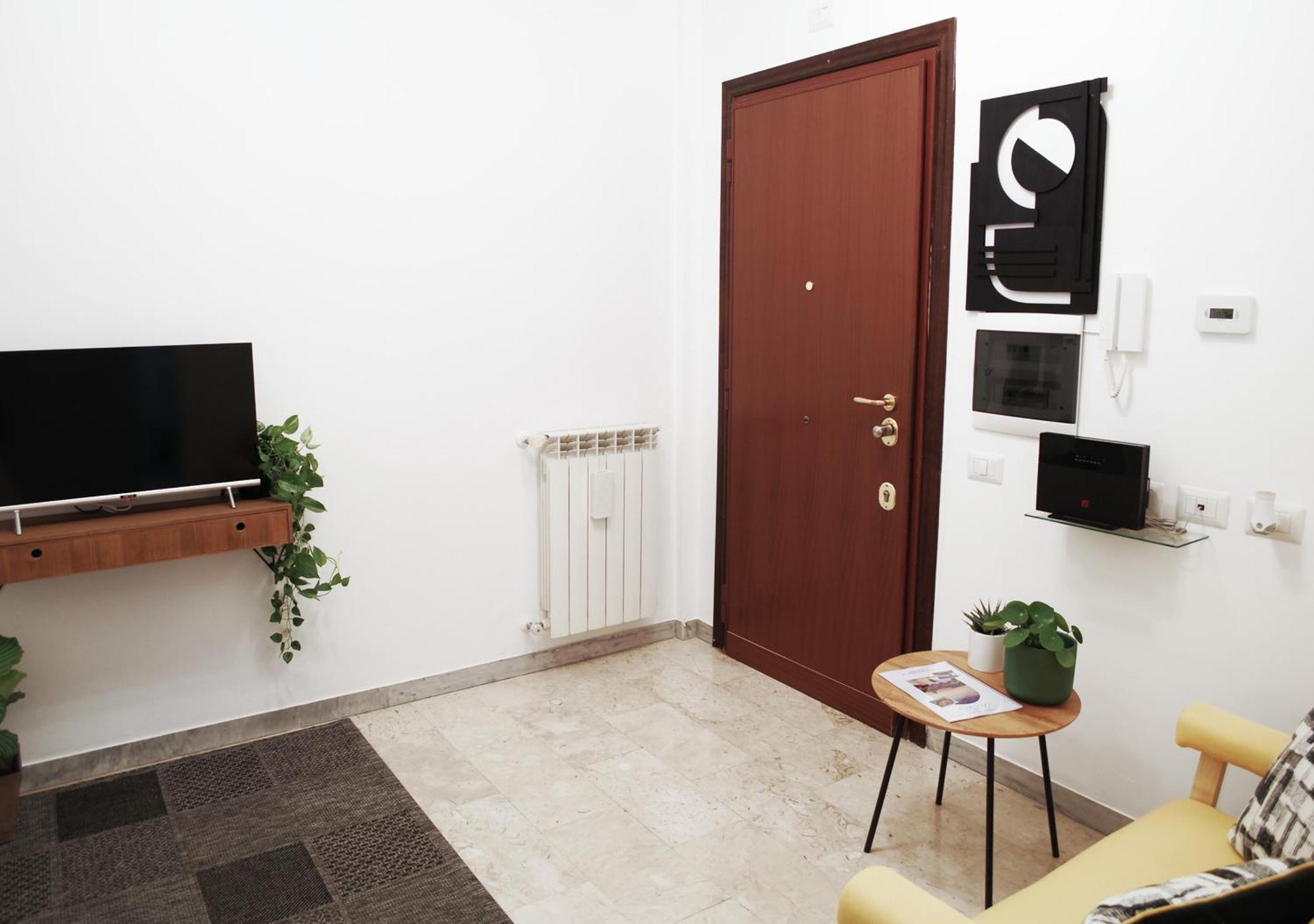 Apartment Thery House - Tiburtina Rom